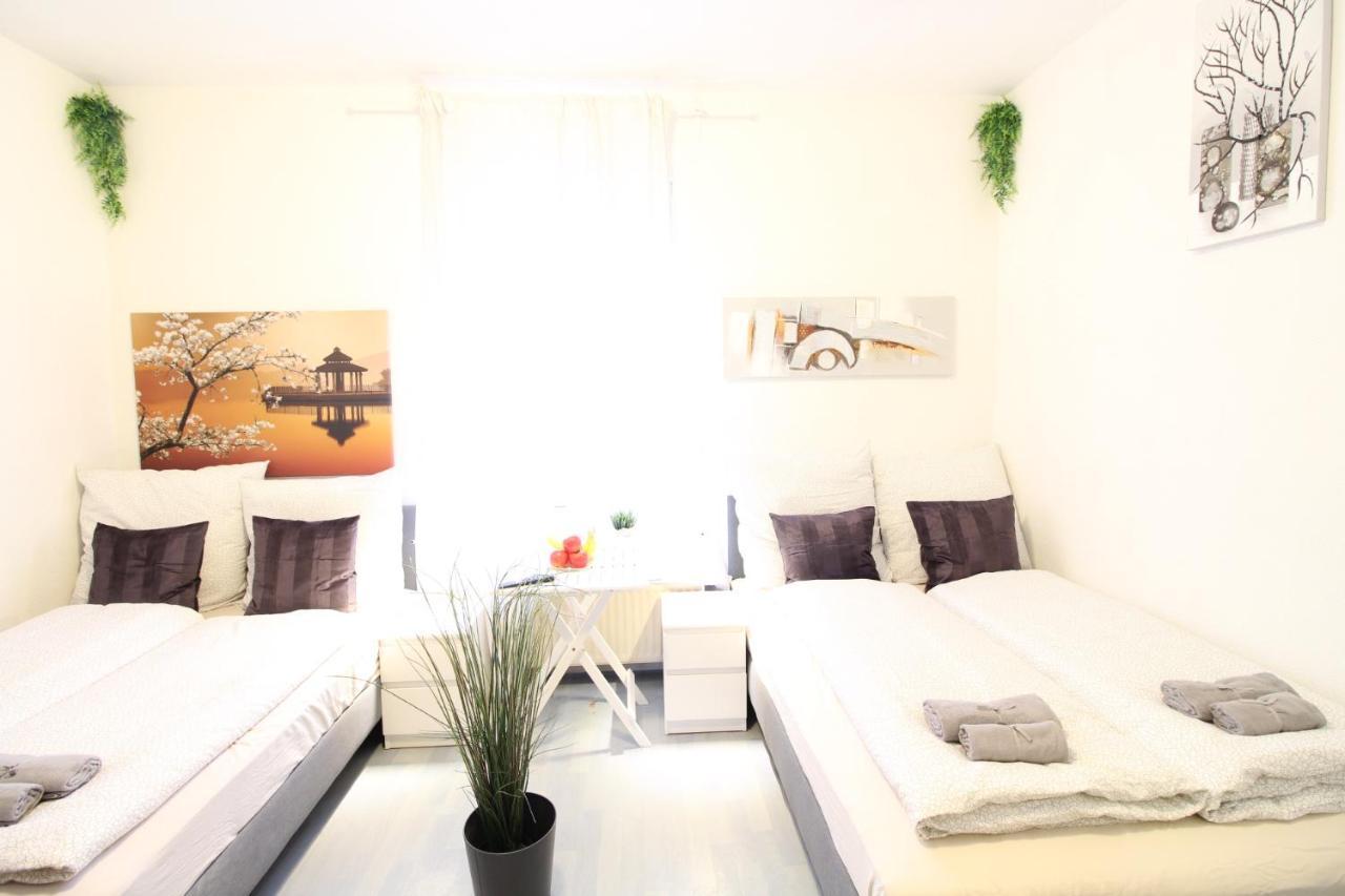 Downtown Apartments Ulm - Im Herzen Von Ulm & Komfortable Boxspringbetten エクステリア 写真